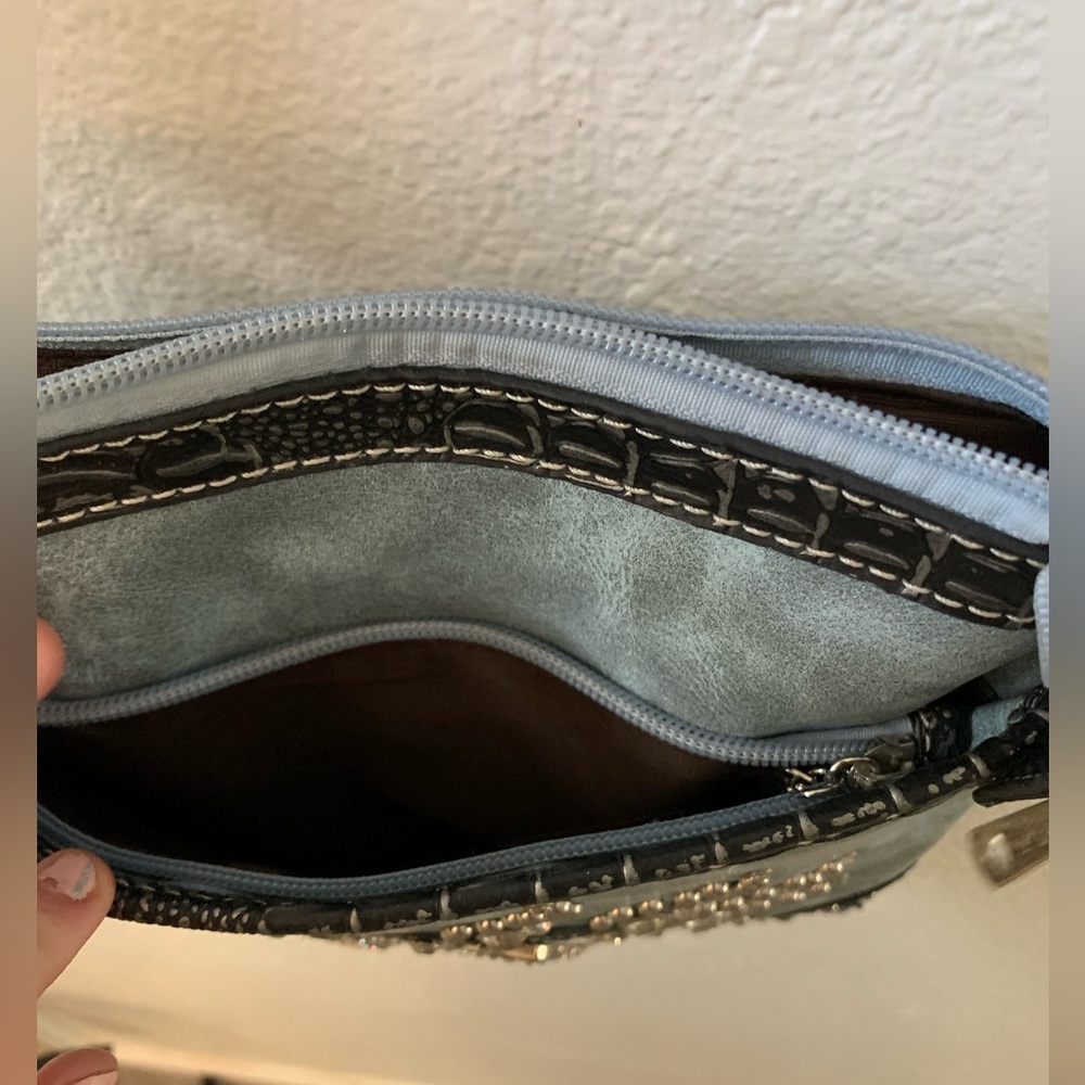 Purse - Picture 2 of 11